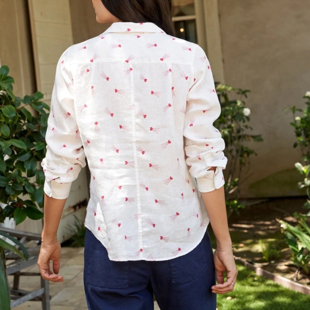 Frank & Eileen Size Small Finibar White & Red Shooting Hearts linen buttondown - Picture 3 of 16